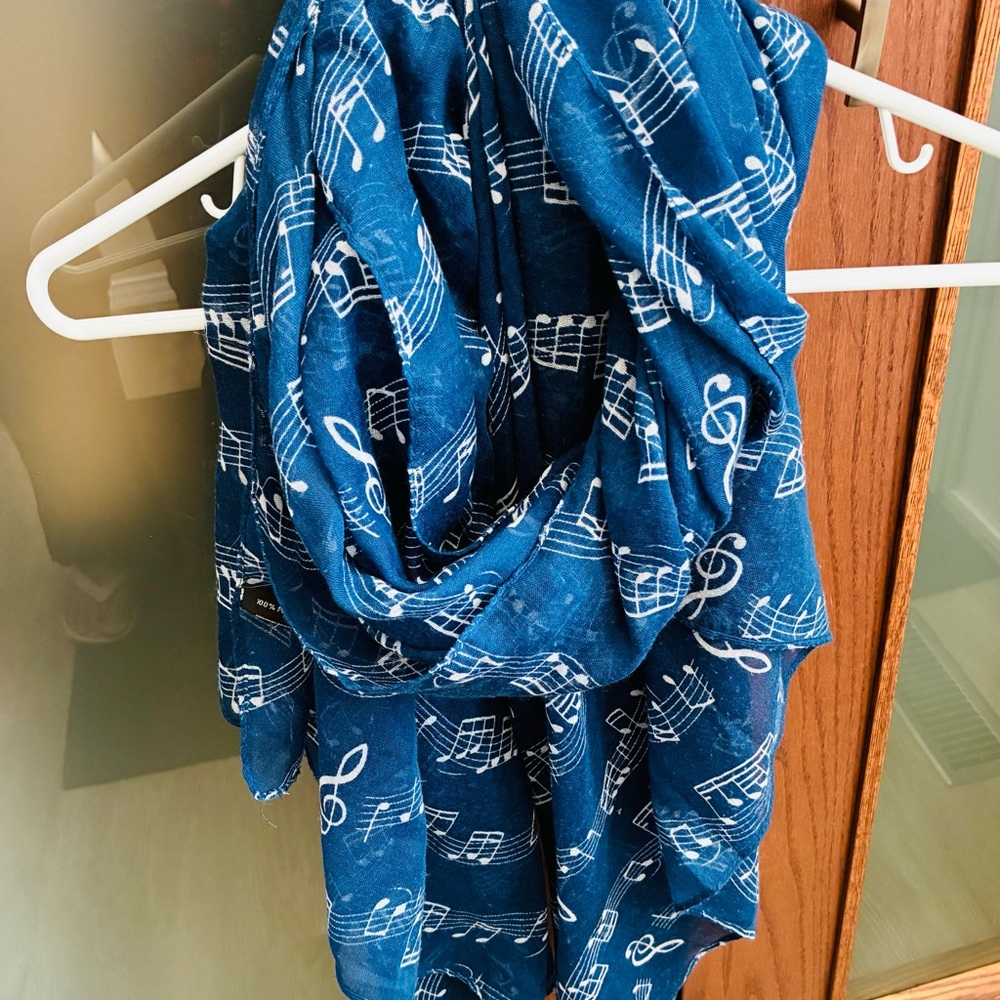 Blue Music Note Scarf/Pashmina
